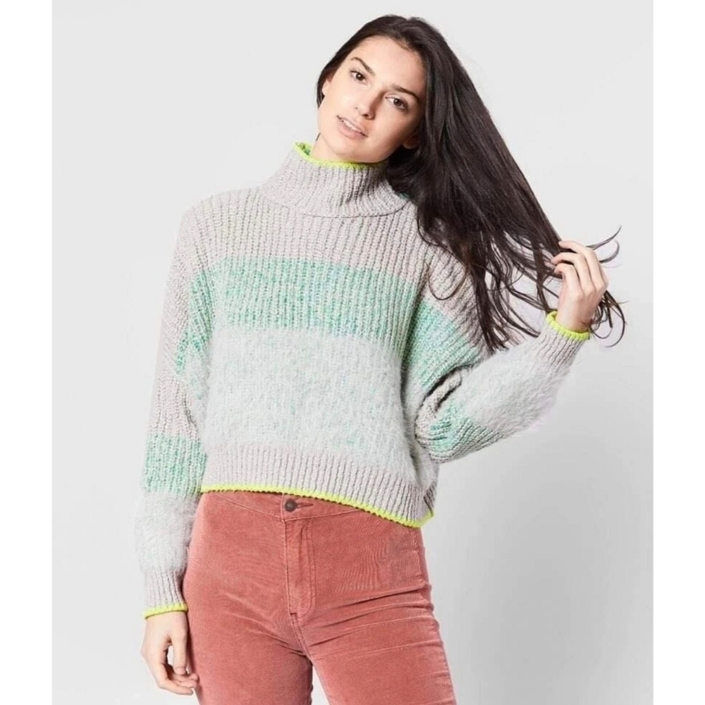 Free People Sunbrite Mock Neck Crop Textured Sweater Mint Gray River Run Eyelash